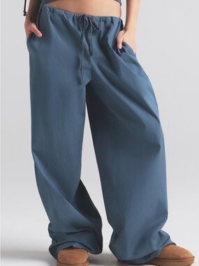 SKIMS Wide-Leg Drawstring Sweatpants in Slate Blue